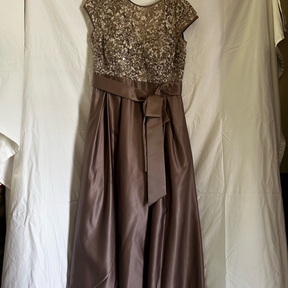 Mother of the groom dress - worn once!